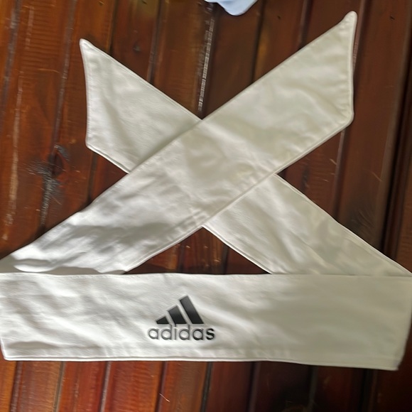 Adidas tie headband. Black and white. - Picture 1 of 1